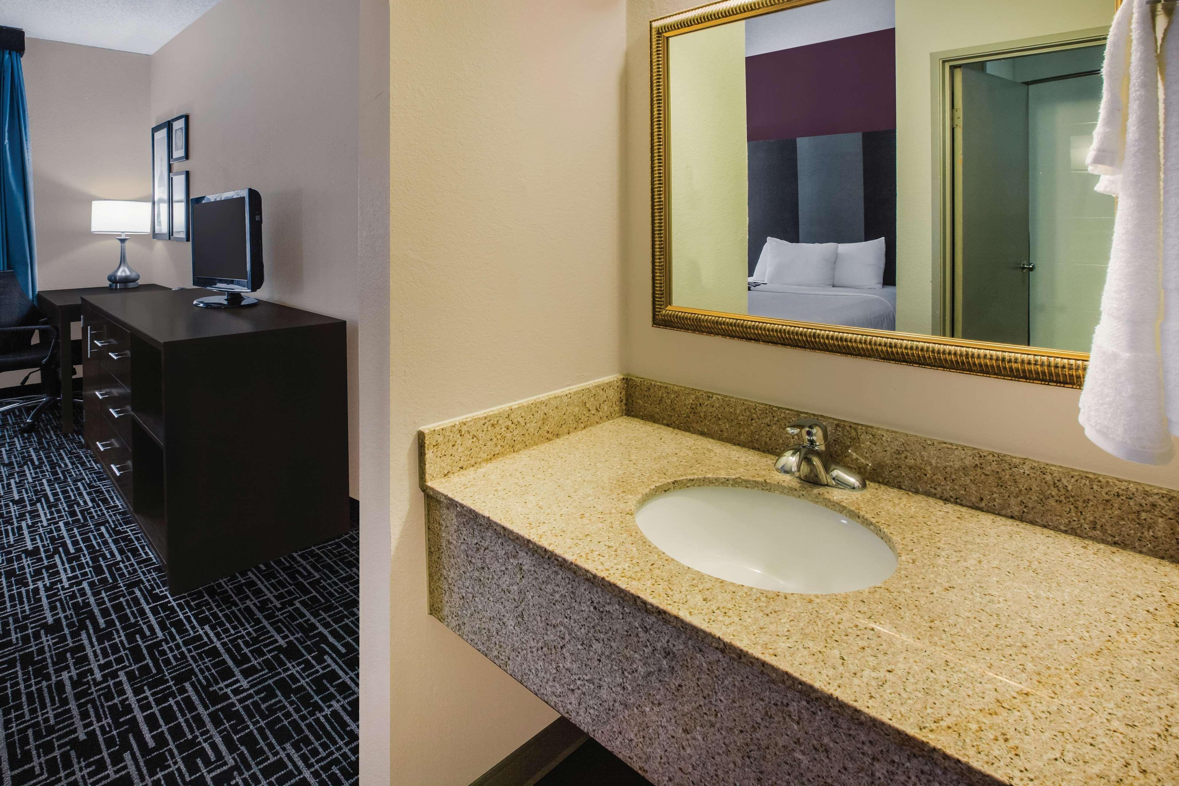 La Quinta Inn By Wyndham Indianapolis North Luaran gambar