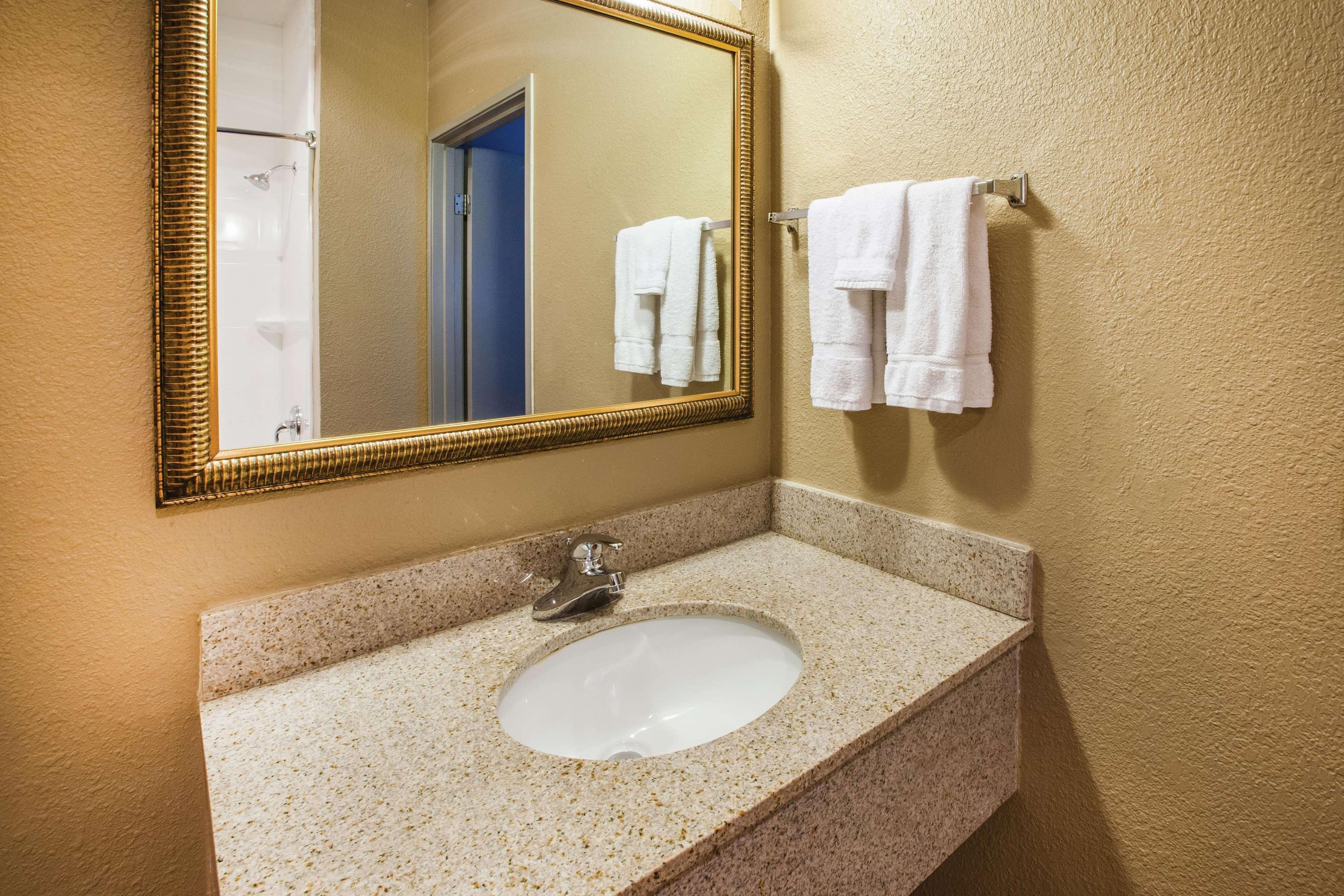 La Quinta Inn By Wyndham Indianapolis North Luaran gambar